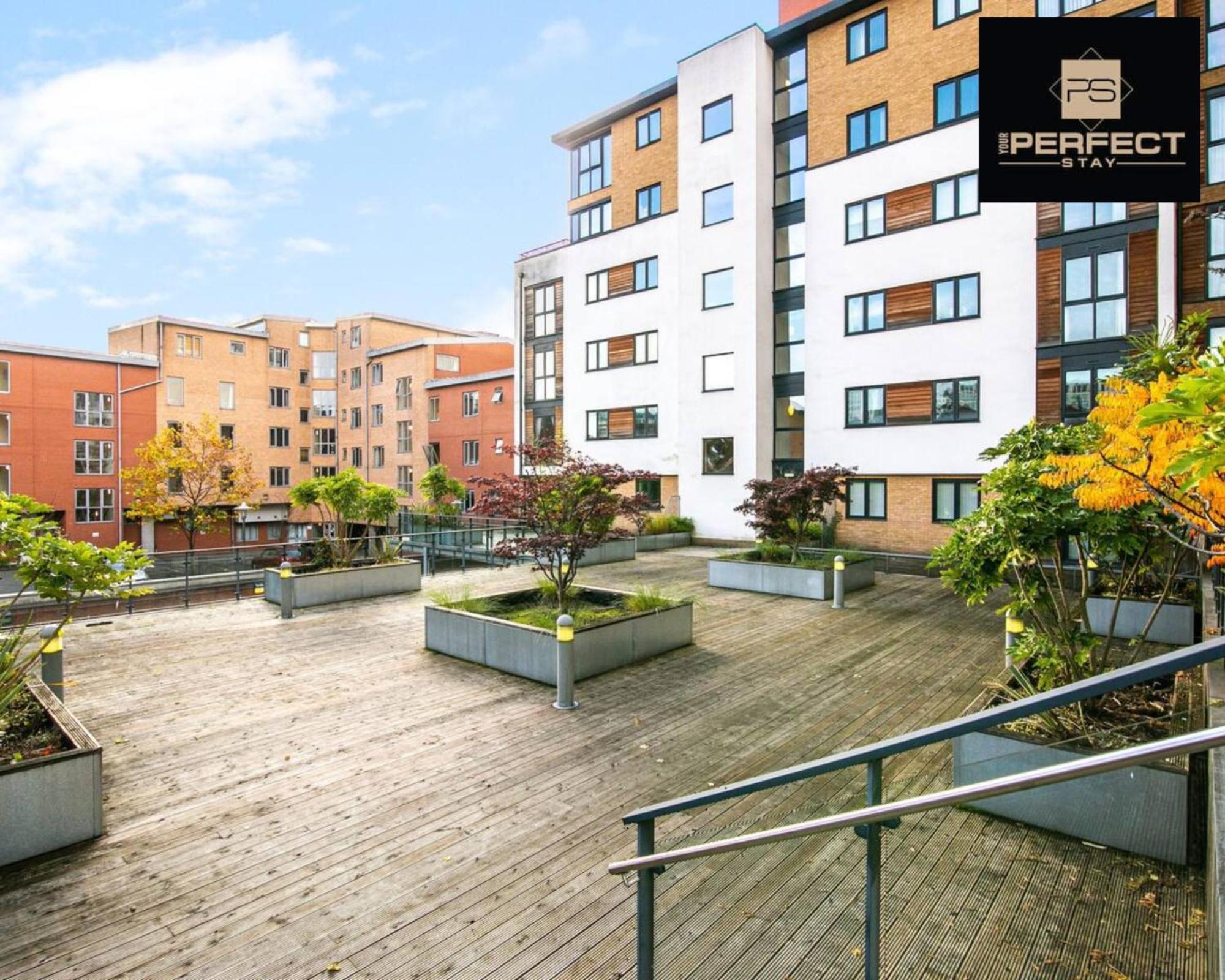 Cosmo Modern Apartment Central By Your Perfect Stay Short Lets Μπέρμιγχαμ Εξωτερικό φωτογραφία